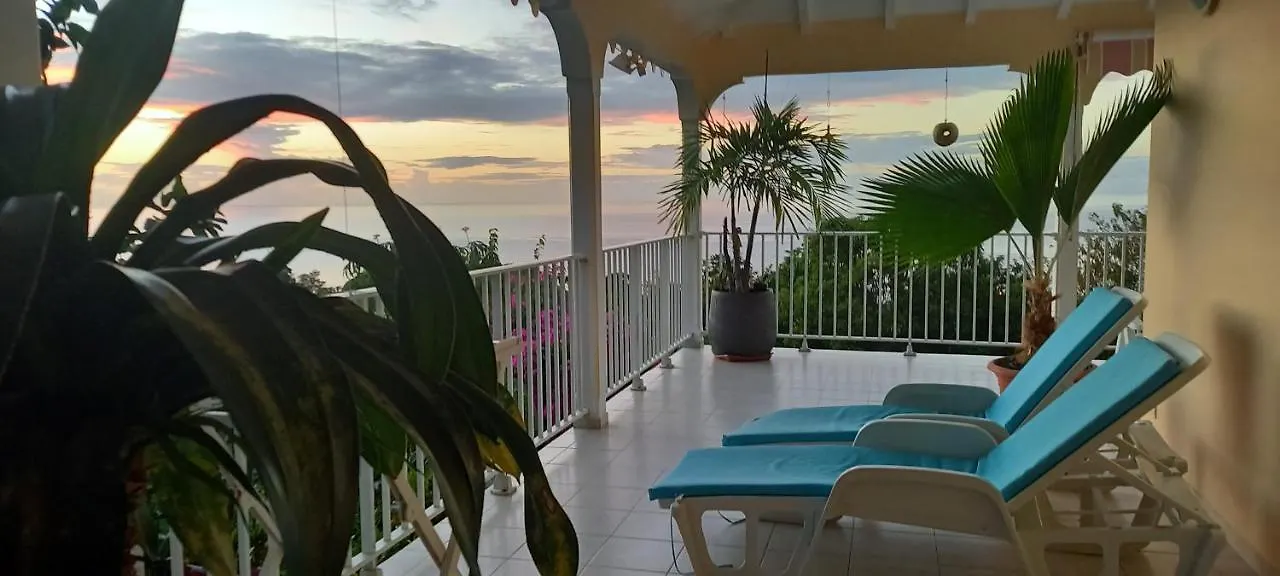 A Ce Ti Moun La Villa Deshaies Holiday home